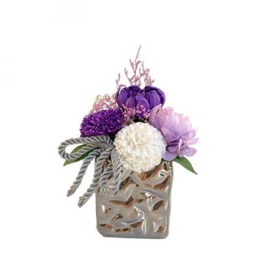 お供え　アン・デルニエ・メルシー　●ヴァイオレット●